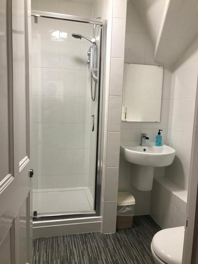 Brialene Holiday Flats Скарбъро Екстериор снимка