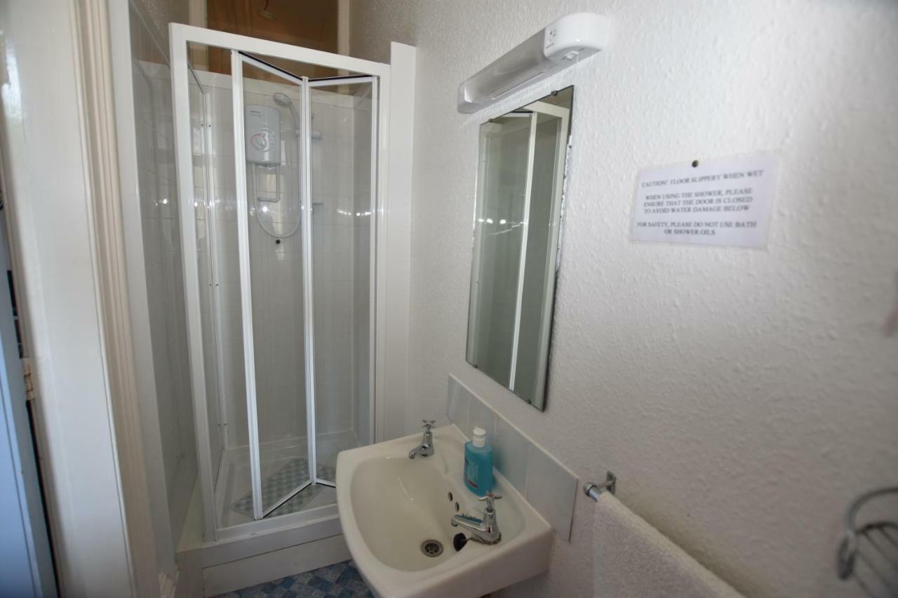 Brialene Holiday Flats Скарбъро Екстериор снимка